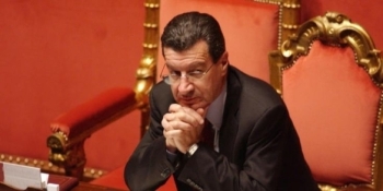 Vannino Chiti - Armi e disarmo: la politica alla prova della guerra